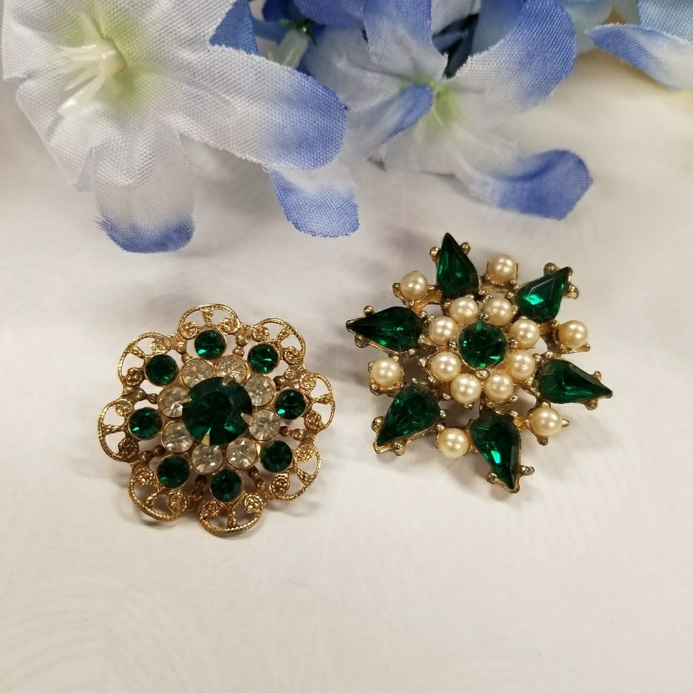 Exquisite vintage brooches